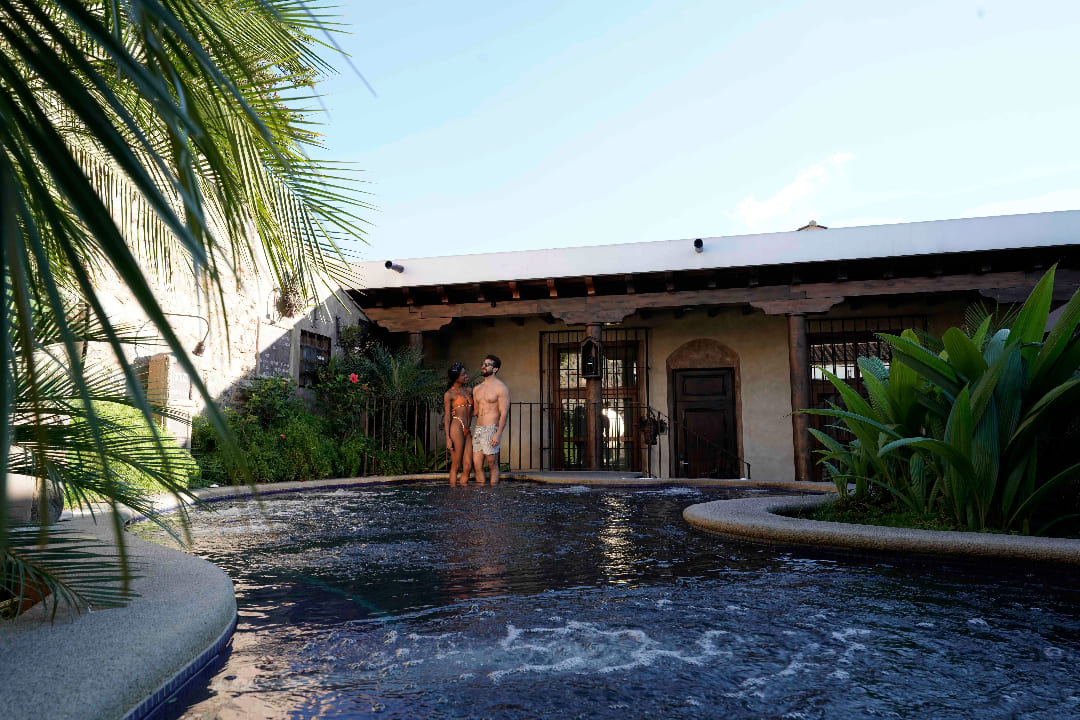 Jacuzzi_Camino_Real_Antigua_GL-1