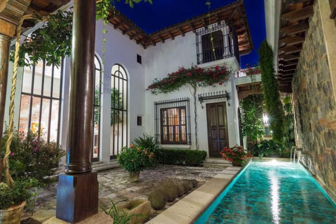 Hotel_San_Rafael_exterior_GL-1